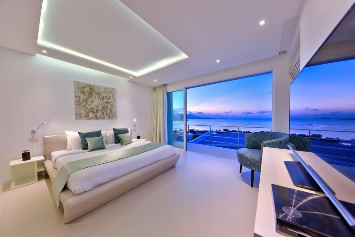 Unique Boutique Residences Bang Rak Beach  Bagian luar foto